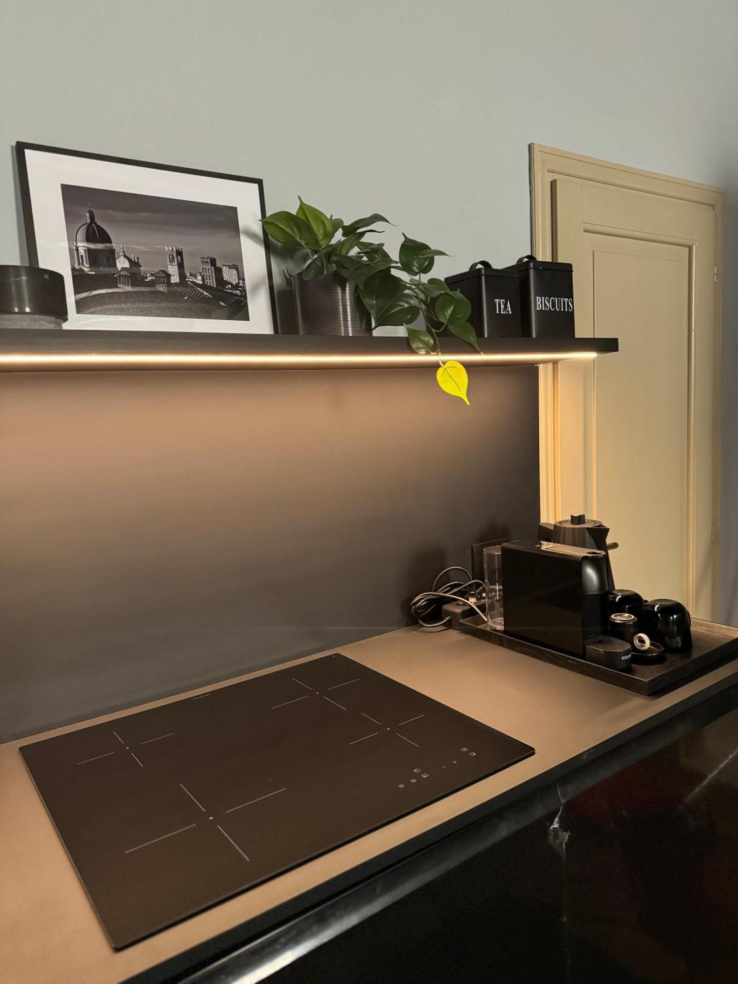 Dimora Legnazzi_A Gem In The Heart Of Brescia Appartement Buitenkant foto